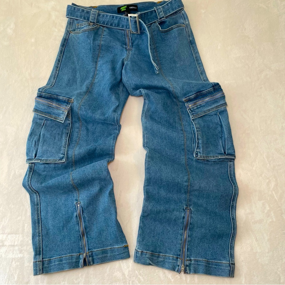 Forever 21 Blue Denim Wide-Leg Cargo Jeans